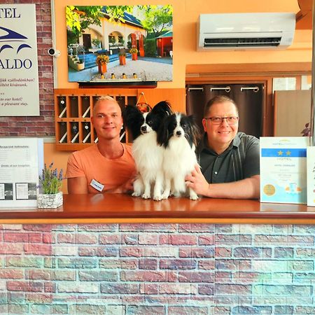 Hotel Oswaldo Budapest Eksteriør bilde