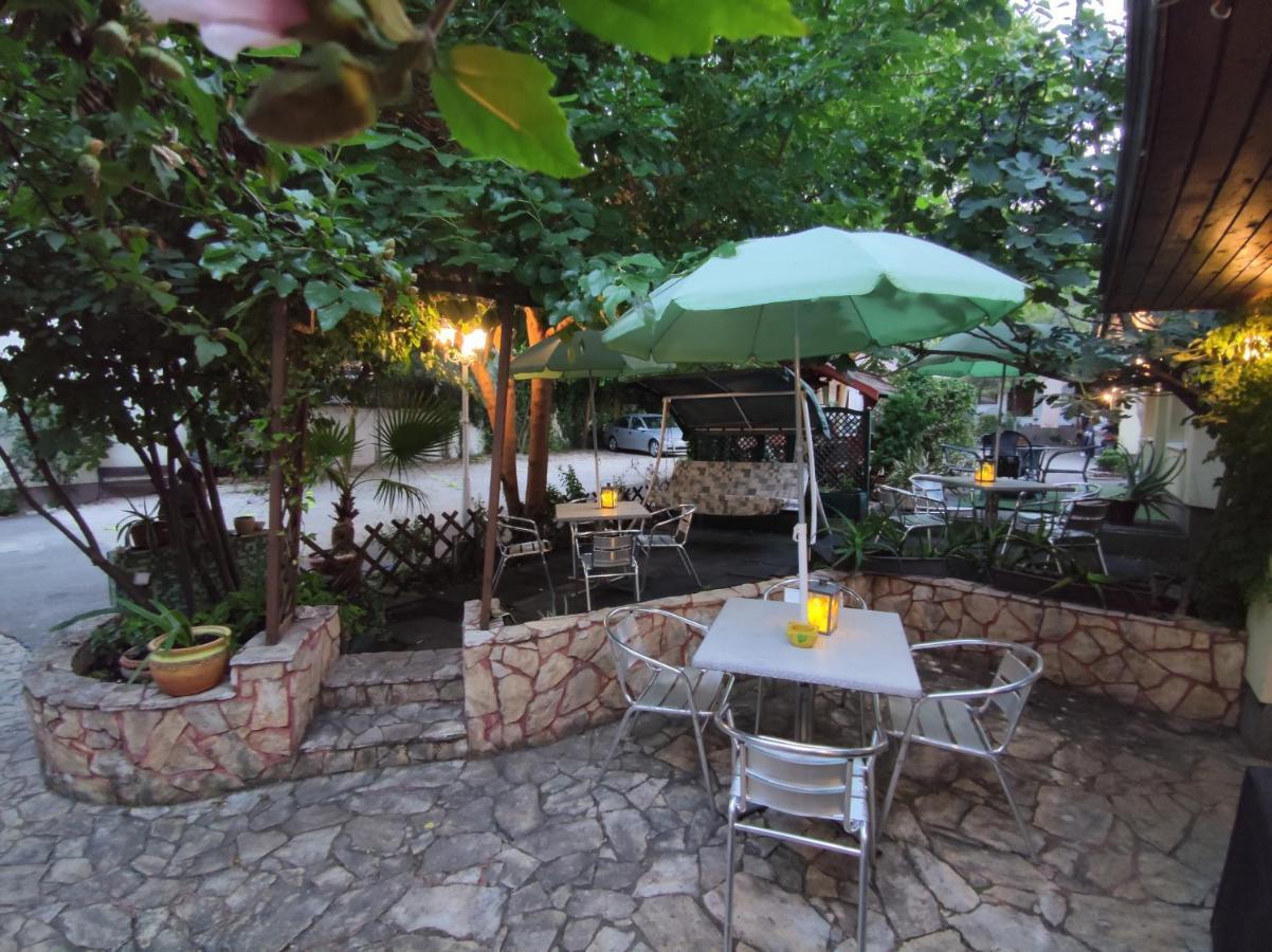 Hotel Oswaldo Budapest Eksteriør bilde