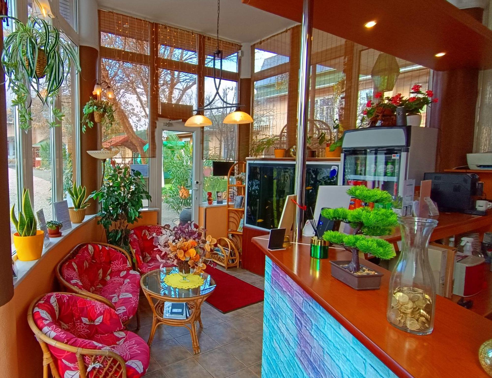 Hotel Oswaldo Budapest Eksteriør bilde